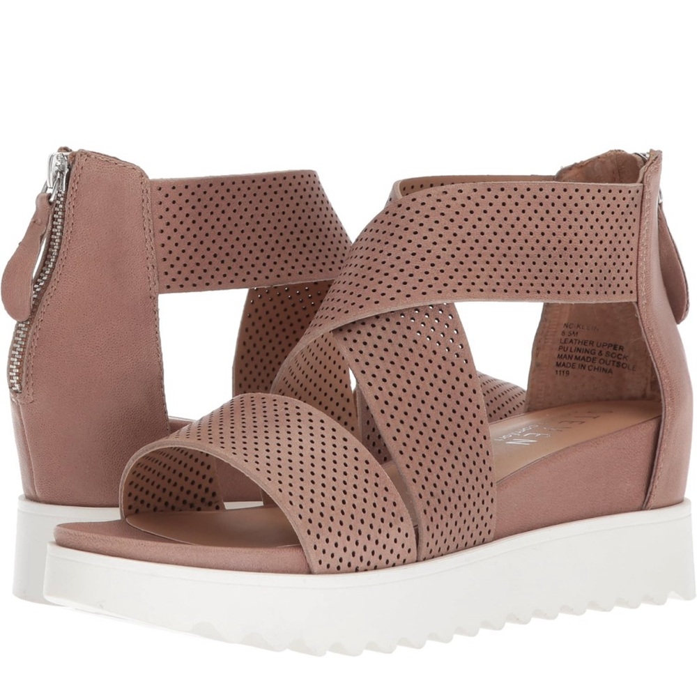 STEVEN by Steve Madden Tan  Sandal size 9.5
